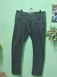 Dark Gray Denim Jeans 🖤