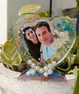 Small Resin Frame With Stand
