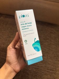 Plum Hya-Betaine Vegan Mucin Essence