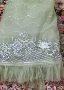 Beautiful Pakistani Suit With Net Frill Dupatta