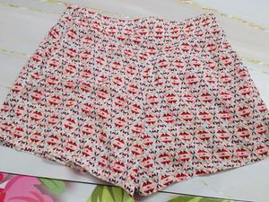 (100)Patterned Shorts