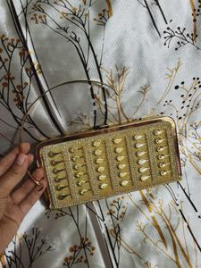 Trendy Clutch With Adjustable Handles 👝