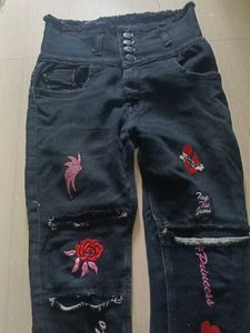 Embroidered High Waist Jeans