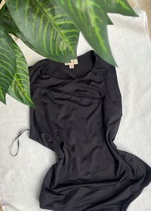 Cut out Xl bodysuit🌸