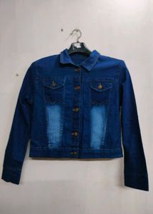 Stylish Cropped Denim Jacket