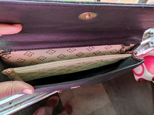 Sling bag in black