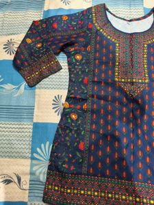 Floral Print Short Kurti