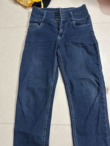 High waisted buttoned Jeans