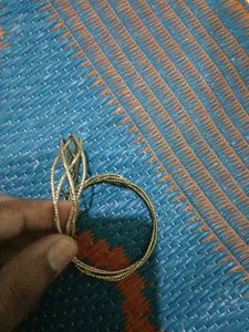 Beutiful golden earrings 😍