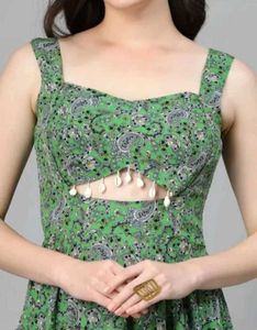 Pretty Fabuous Women Dresses
