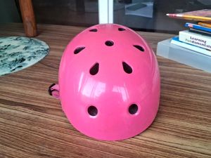 Oxelo Pink Helmet+ FREE GOODIES🥳🎁