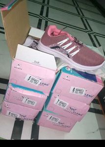 Girls Fancy Shoes 👟Size,4,5,6,7.