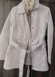 Elegant belted coat