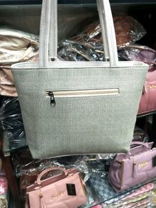 🔥Stylish and Premium Quality Tote Bag 🛍️