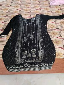 Kurta Set With One Kurti Free