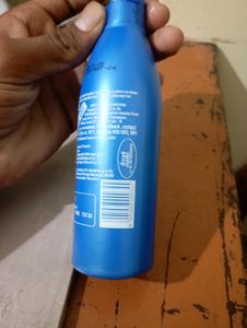 Parachute  Coconut Oil And Patanjali Kesh Kanthi Samphoo