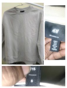 COMBO OFFER ⚠️🚨 2 H&amp;M SWEATSHIRT FOR 999