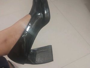 Black Platform plum Heels