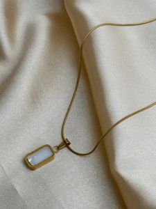 Black-White Reversible Necklace Anti-tarnish