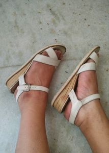 Comfortable Wedge