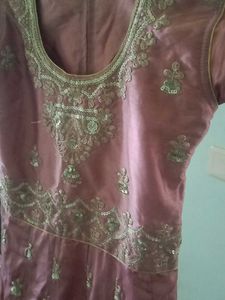 Elegant Pink &amp; Gold Ethnic Gown