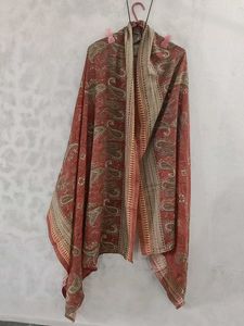 Vintage Paisley Print Shawl