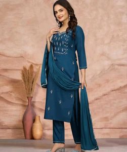 Women Dupatta Set &amp; Kurti Pant