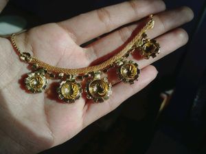 ₹30 Off If Bought In Cash {Golden Necklace ❤️👀}
