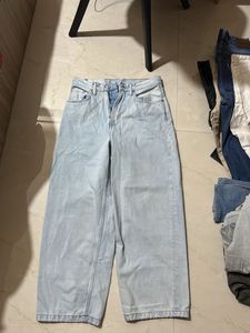 Wide Leg Light Wash Jeans