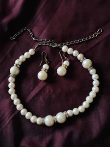Vintage Pearl Necklace & Earring Set