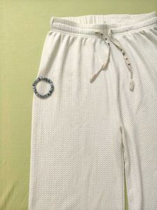 Pinteresty White Pants 🌞