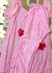Pink Suit Set With Mirror Work &amp; Thread