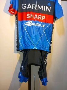 Garmin Jersey Set With Padded Cycling Shorts
