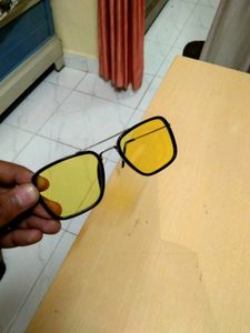 COOL YELLOWGLASS SUNGLASSES