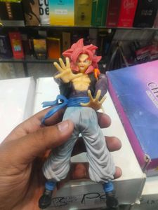 SSJ4 Gogeta Dragon Ball Figure