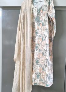Floral Print Kurta Set With Pant
