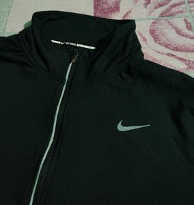 Nike Swift Uni-sex Dri-FIT UV 1/4-Zip Running Top