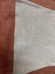 Gray Twist Front Long Sleeve sweater