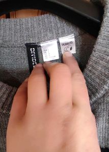Nice Sweater Without Flaw ,Size l