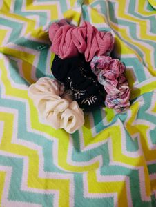 Hair Scrunchie Set