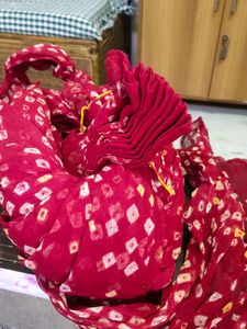 Beautiful Red Bandhani Rajasthani Safa