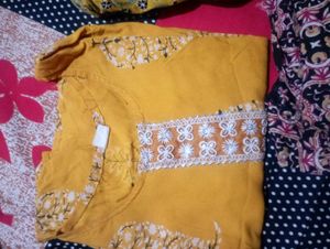 Sale Cotton Kurtis Four In Coins