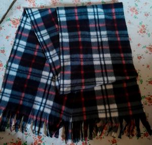 Stylish Plaid Scarf