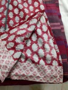 Fabindia Red &amp; White Floral Print Kurta