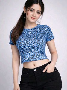 Stylish Blue Animal Print Crop Top