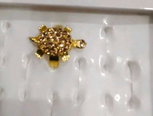 Elegant Gold Tone Ring