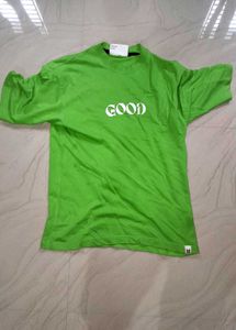 Five Sleeve Tshirt Green Colour