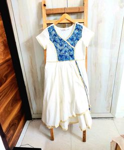 Offwhite Cotton Long Kurti Bust Si,e-30-32