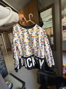 Disney Mickey Mouse Sweatshirt