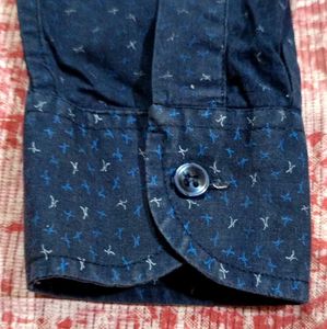 Men&#39;s ICON Long Sleeve Button Down